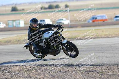 media/Feb-05-2023-Classic Track Day (Sun) [[c35aca4a42]]/Group 2/session 4 turn 4/